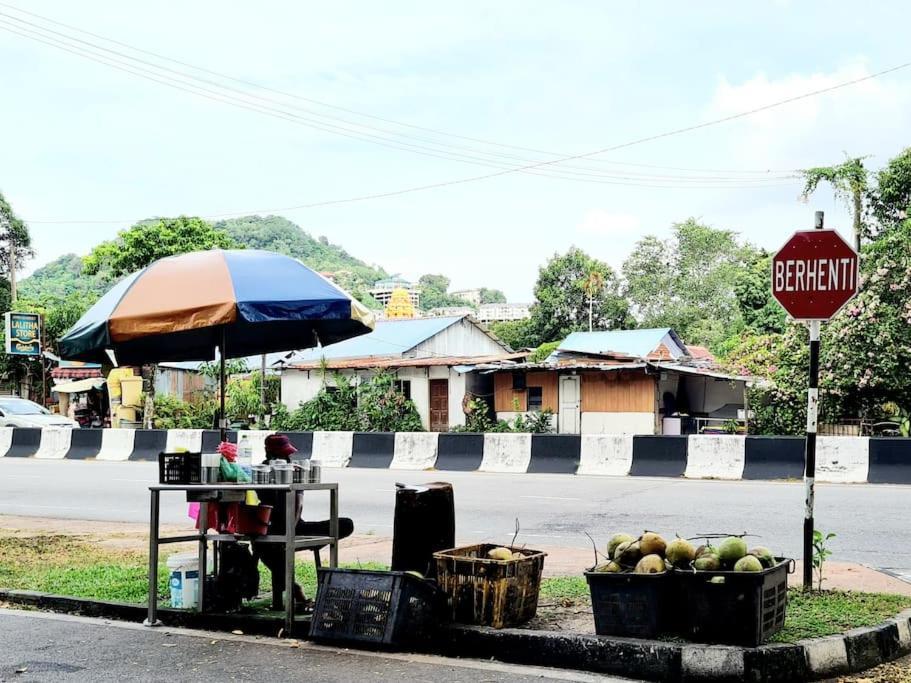 527 Beachhouse L 5 Bedroom With Swimming Pool - 3Min Walk To The Beach Tanjung Bungah  Luaran gambar
